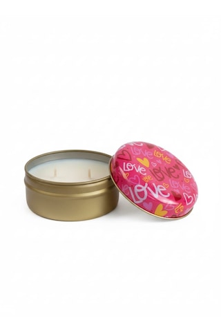 Forest Soul Sedir & Sandal Ağacı Kokulu El Yapımı Soya Mumu Happy Blaze Candle Kalpli Pembe