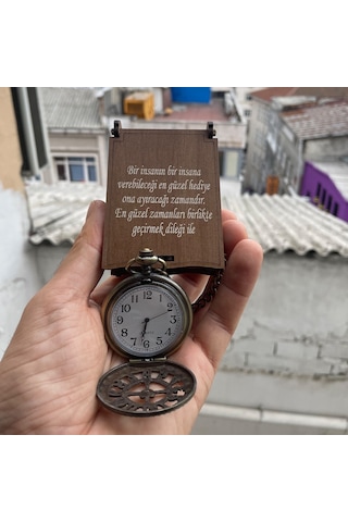 Sayı Kabartmalı Zincirli Köstekli Cep Saati
