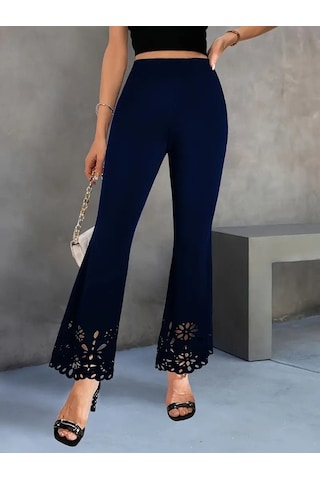 Leyla Sanat Sanata Yeni Bir Bakış Açısı Kadın Yüksek Bel Paçaya Doğru Genişleyen Lazer Çiçek Kesim Detaylı Ithal Krep Pantolon Lacivert