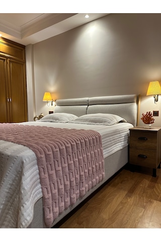 Modern Line Pembe Peluş Yatak Ucu Runner
