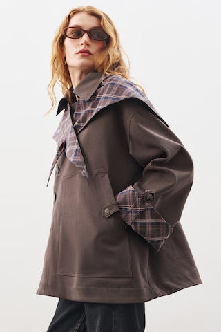 Greta Şal Detaylı Parka Ceket Kahverengi Kahverengi