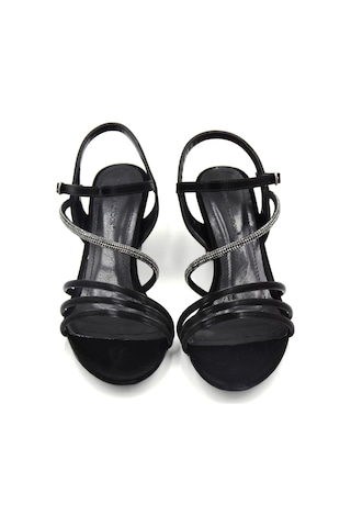 Beyaz London Biye Detaylı Topuklu Kadın Ayakkabı Siyah Siyah