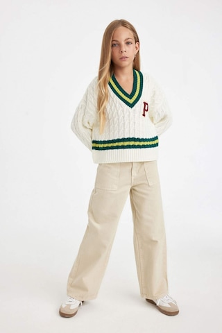 Defacto Kız Çocuk Standart Fit V Yaka Triko Kazak C9669A824WNER233 Ekru