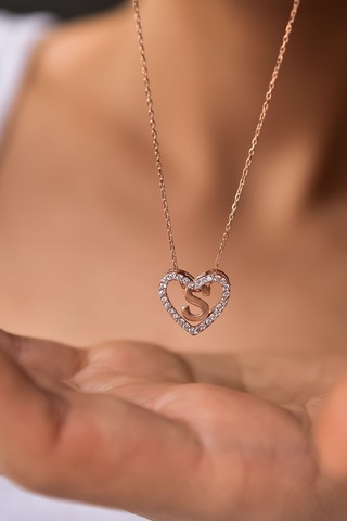 925 Ayar Gümüş Rose Kaplama Aşkın Harfi S Kalp Kolye