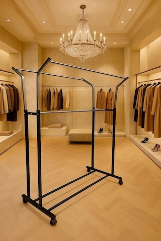 V Ayarlı 125 Cm En Çelik Konfeksiyon Elbise Askılık Tekerli Portatif Raf Home Hanger Siyah