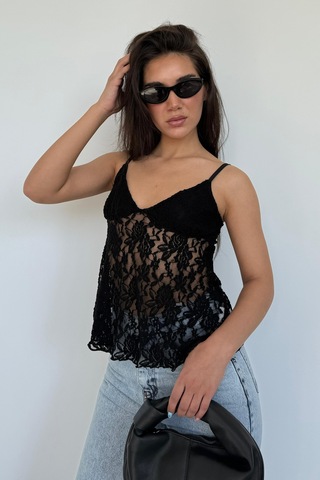 Madmext Siyah Askısı Ayarlanabilir Dantelli Bluz Mg2348