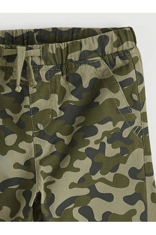 Lc Waikiki Yeşil Kamuflaj Desenli Erkek Çocuk Gabardin Pantolon Yesil