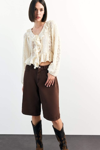 Defacto V Yaka Önden Bağlamalı Volanlı Dantel Bluz F9717ax25smer105 Ekru