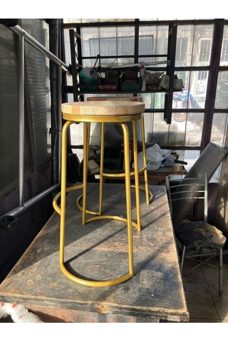 Tory Gold Metal Yuvarlak Doğal Ahşap Bar Taburesi Gold