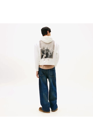 Tommy Hilfiger 90s Washed Photo City Erkek Beyaz Sweatshirt Dm0dm22090 Beyaz