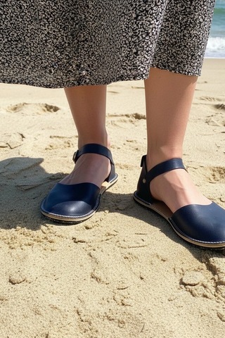 Bodhi Handcraft Kadın Barefoot Hakiki Deri Minimalist Günlük Sandalet El İmalatı Lacivert