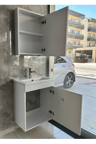 Banyo Dolabı Aynalı Cnc İşlemeli Membran Kapaklı 55 Cm Beyaz