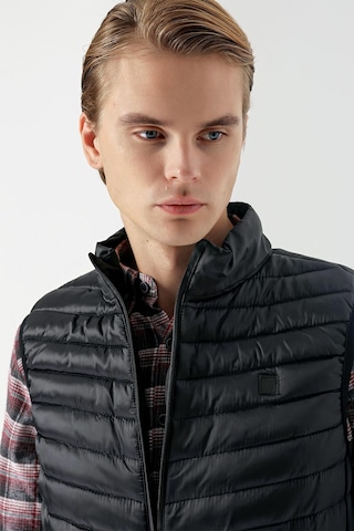 İmza Siyah Dik Yaka Dolumlu Casual Şişme Yelek 1009235153-Siyah
