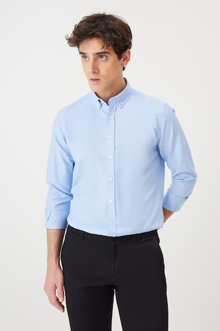 AC&Co / Altınyıldız Classics Erkek Beyaz-mavı 2'li Pamuklu Kolay Ütülenebilir Slim Fit Dar Kesim Oxford Gömlek Paketi Beyaz - Mavi