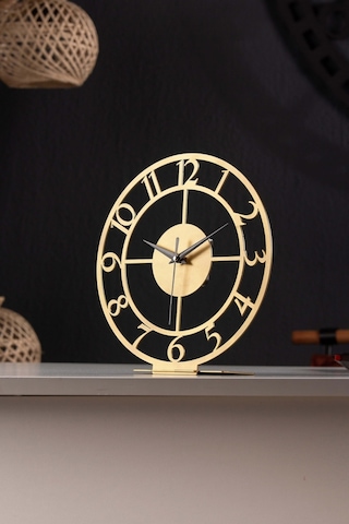 Rakamlı Metal Gold Masa Saati 1,5 Mm Kalınlık 25x23cm Altın