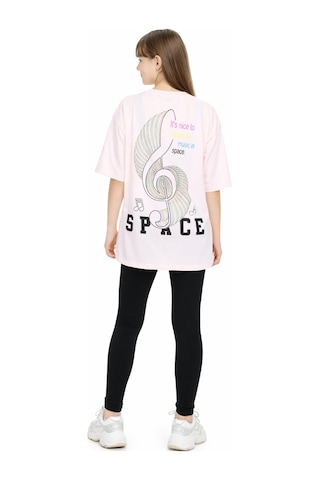 Irem Kız Çocuk Önü Sırtı Space Yazılı Sol Anahtarı Desenli Oversize Kalıp Pudra Renk Tişört
