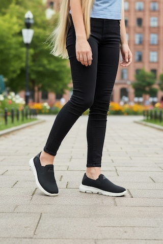 Huf Kadın Spor Ayakkabı Zn254380 Siyah Beyaz