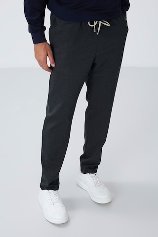 Tommy Life Koyu Gri Yüzeyi Dokulu Standart Fit Erkek Eşofman Alt - 82155