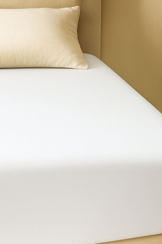140 X 200 Cm Düz Pamuklu Tek Kişilik Lastikli Fitted Penye Çarşaf Beyaz
