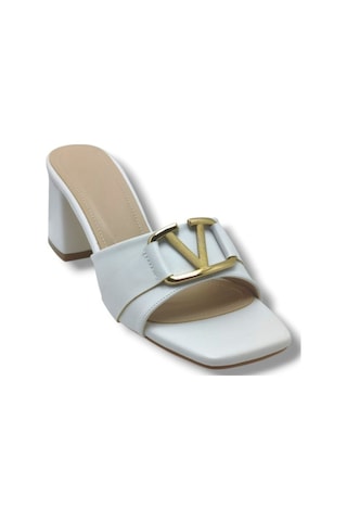 Ceylan Shoes 225-26 Cilt V Tokalı Kalın Topuk Kadın Terlik Beyaz