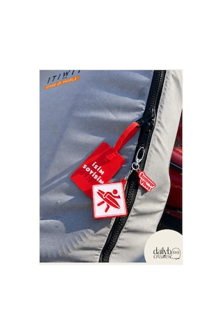Paddle Board Charm Anahtarlık -summer Vibes Figürlü Çanta Aksesuarı-kutu İçecek Açacaklı Anahtarlık-3d Dekoratif Baskı-kırmızı Kırmızı