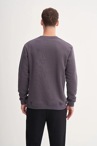 Cazador Kalın Diyagonal Dokulu %100 Pamuk 3 İplik Regular Fit Sweatshirt 25k Antrasit