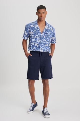 Regular Fit Normal Kesim %100 Pamuk Normal Bel Lacivert Chino Şort L231406410 Lacivert