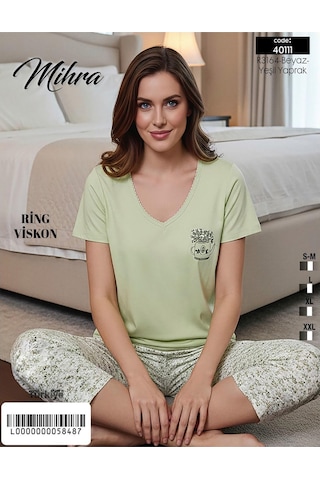 Mihra Kadın Viskon V Yaka Kısa Kol Kapri Likralı Pijama Takımı 40111y - 1 Adet Yeşil