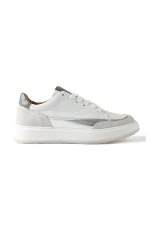 Kadın Beyaz Bağcıklı Kalın Tabanlı Deri Sneaker