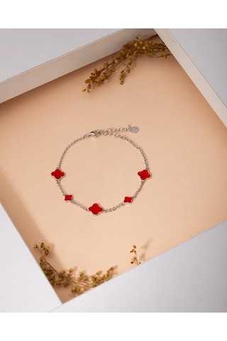 925 Ayar Rodyum Kırmızı Mineli Yonca Charm Gümüş Bileklik Rb10069