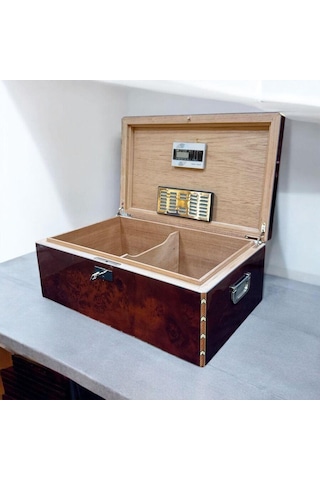Lubinski İtaly Canforo Humidor Puro Kutusu Ceviz 125's Cigar Spa Elektronik Puro Nemlendirme Cihazı