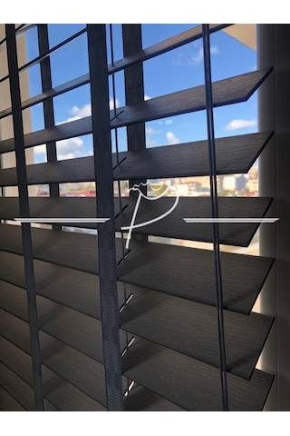 Trowood Jaluzi Perde 50 Mm Damarlı Ahşap Görünümlü Çok Renkli