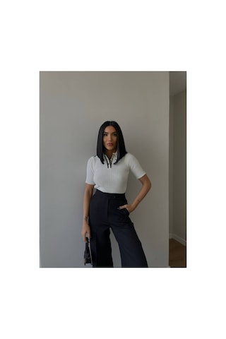 De Pose Kadın Polo Yaka Kısa Kollu Premium Trend T-shirt Beyaz