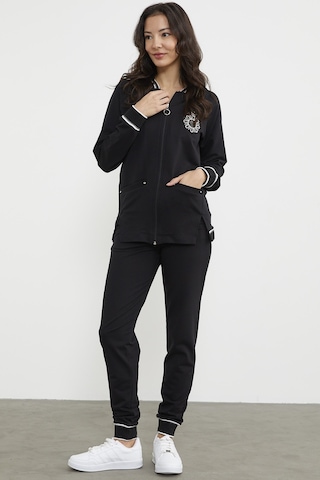 Nakış Detaylı Jogger Eşofman Takım - Siyah 001