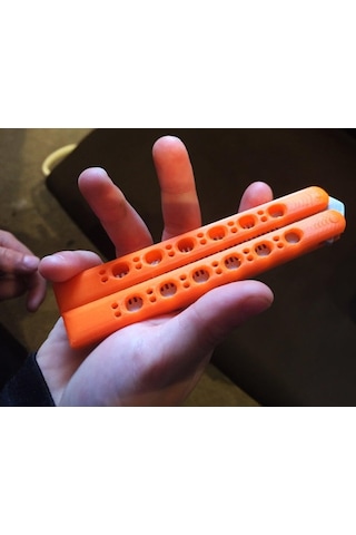 Kelebek Bıçak Şeklinde Tarak Organik Plastikten Saç Tarama