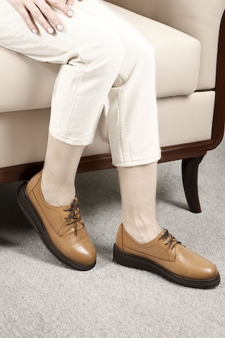 Gönderi(R) Kadın Açık Taba Bağcıklı Dolgu Taban Hakiki Deri Ayakkabı Gdza13424074 Taba