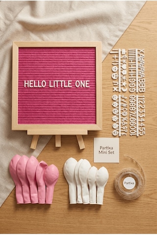 Hastane Odası Süsleme Hoş Geldin Bebek İlk Gün Mini Set Kız Pembe Keçe Yazı Panosu Standlı Balon Zincirli 0 - 20 Ay
