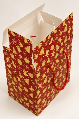 Yılbaşı Masal Temalı Hediye Çantası - 6'lı Set, 20x14x25 Cm, Yeniyıl Tasarımlı Karton Hediye Poşeti