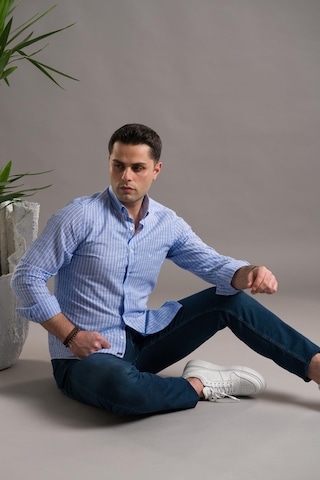 Dorss Slimfit Pamuklu Çizgili Yaka Düğmeli Uzun Kol Erkek Gömlek Mavi