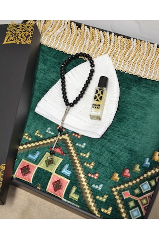 Erkekler İçin Seccade Takke Tesbih Esans Hediyelik Seti Kilim Desenli Kadife Astarlı Seccade Ve Özel Kutulu Lüks Hac Umre Hediyesi Yeşil