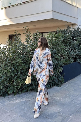 Kadın Laci & Kiremit Çift Cepli Gömlek & Bol Paça Pantolon - Salaş Alt & Üst Takım Siyah - Ekru