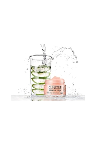 Clinique Moisture Surge 100 Saat Etkili Nemlendirici 50 ML