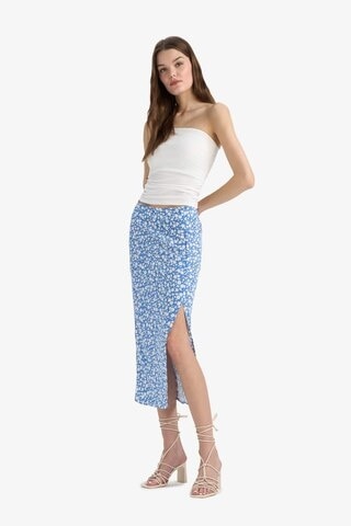 DeFacto A Kesim Çiçek Desenli Yüksek Bel Yırtmaçlı Midi Etek F0526AX25SPBE515