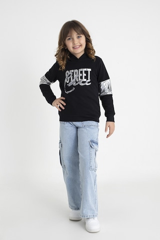 Neslice İn İstanbul Kız Çocuk Siyah Kapüşonlu Nakışlı Pul Payetli Sweatshirt Neslice İn İstanbul Kız Çocuk Siyah Kapüşonlu Nakışlı Pul Payetli Sweatshirt