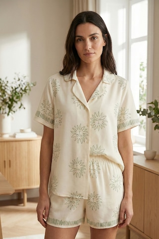 Mint Aura Desenli Viskon Şortlu Dokuma Pijama Takımı Ekru