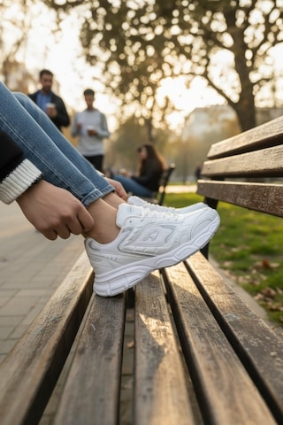 Enoch Erkek Beyaz Kalın Tabanlı Spor Ayakkabı Sneaker Günlük Rahat Kalıp Yürüyüş Modeli Beyaz