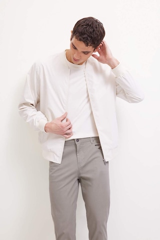 DeFacto Slim Fit Bomber Mont Ceket Dar Kesim Kolej Yaka Fermuarlı Çift Cepli Mevsimlik Hafif D7319AX25SPER140
