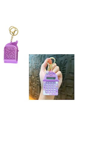 Mini 8 Haneli Hesap Makineli Labirent Oyunlu Karikatür Anahtarlık 1 Adet Ebat:7,3 Cm X 4,8 Cm Lila