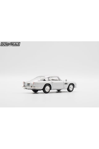 1:64 Ölçek Mini Gt Aston Martin Db5 Casino Royale James Bond Diecast Metal Minyatür Model Araba 5cm