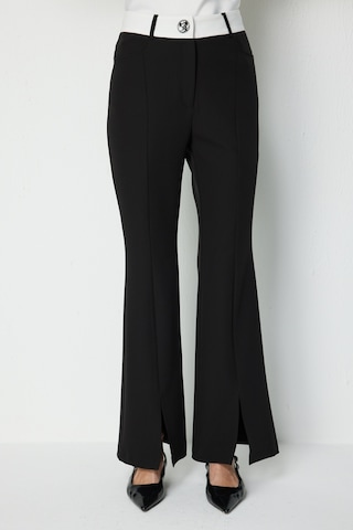 On Kadın Beli Çift Renkli Paçası Yırtmaçlı Pantolon 78108 Siyah